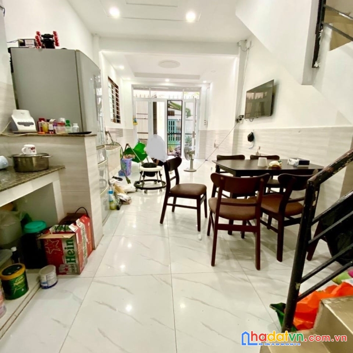 Nhà lô góc, 37m2x2 tầng, hxh, p7, bình thạnh, 5.6 tỷ tl.