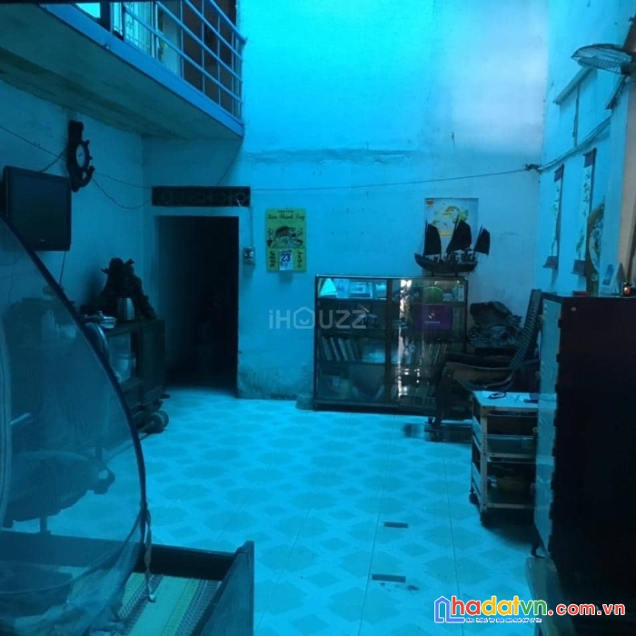 Bán gấp mt khuông việt,dt:85,5m2,giá:12,8 tỷ.