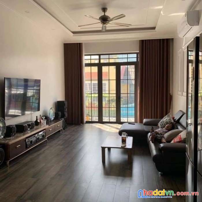 Bán nhà 207 xuân đỉnh 37m2 - ô tô - chỉ 3.,6 tỷ