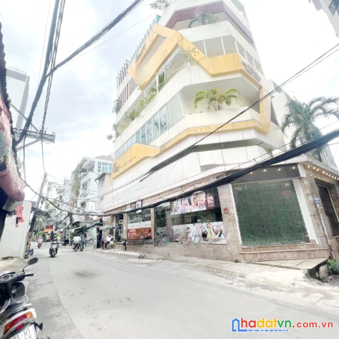 Tòa nhà 17x7m 6 tầng 666 đường 3/2 p14 quận 10