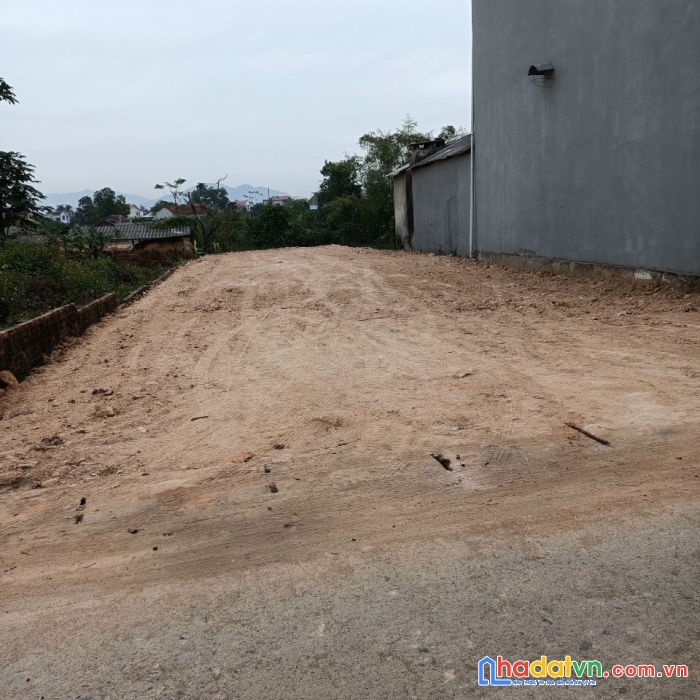 Chính chủ em cần bán gấp lô đất 100m2 thôn lập trí xã minh trí sóc sơn hà nội.