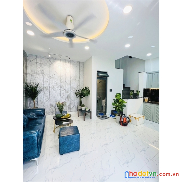 Nhà phan đăng lưu, 4 tầng kiên cố đẹp, chỉ 7.6 tỷ, hẻm xe hơi 6m