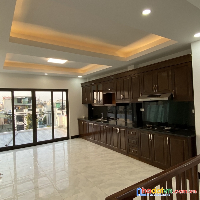 Chủ cần tiền bán gấp ,nhà siêu đẹp 50m2- đàm quang trung ô tô đỗ cửa –mặt phố- kinh doanh -trung