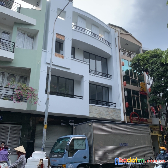 Bán gấp mặt tiền số 7-9 hoa phượng.p2.phú nhuận, 8x16m, hầm 4 lầu, cực đẹp