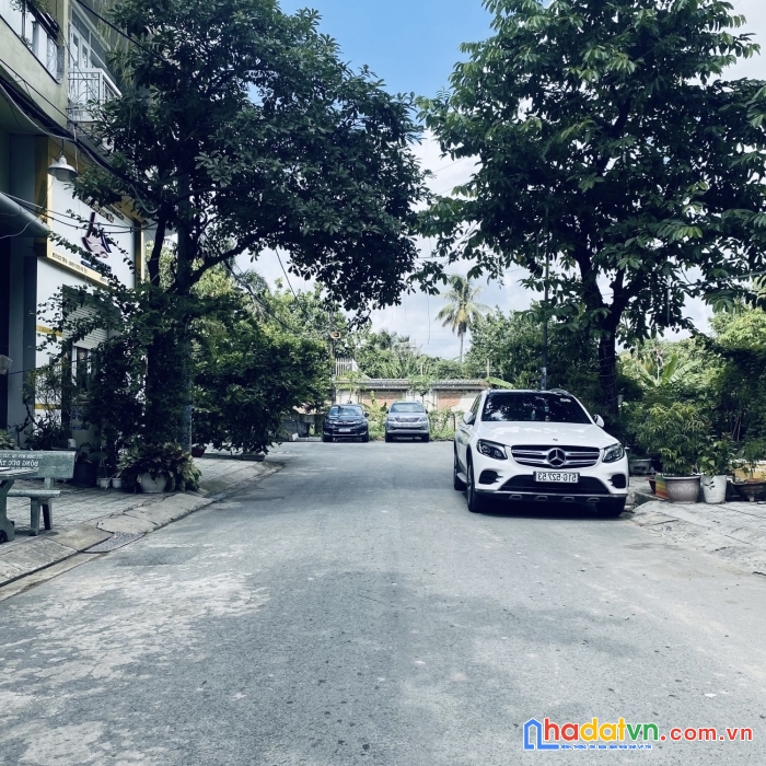 Bán nhà gò vấp 80m2 - 5 tầng  - ngang 5.1m trong khu phân lô cực đẹp.