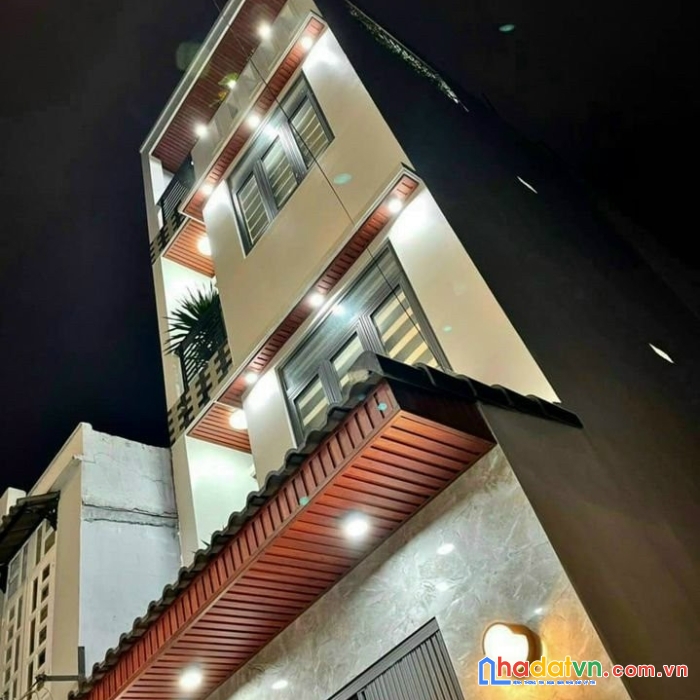 Quá rẻ, bán nhà hxh vườn chuối q3, 4 tầng btct, 4pn, nhỉnh 6 tỷ