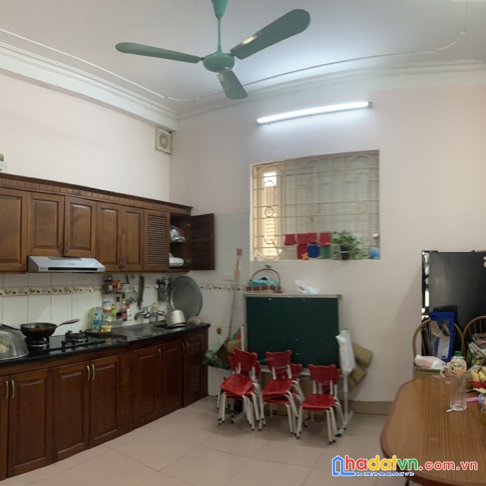 Hot hot nhà ngõ 117 ngyễn sơn mt siêu đẹp 8m,ôtô,kd lh0916488589