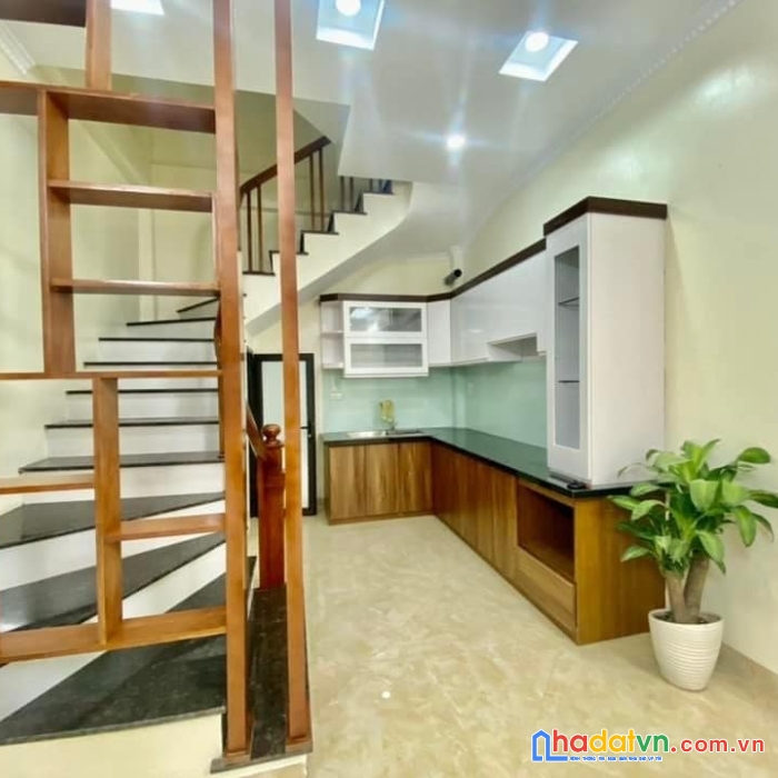 Cực hót- phố thanh nhàn, 4 tầng nhà mới koong ở ngay, gần bệnh viện, công viên