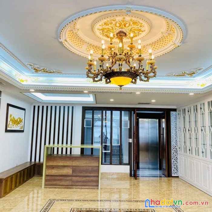 Bán nhà phân lô 02 mặt ngõ ô tô đường hoàng quốc việt kéo dài, 100m2, giá nhỉnh 20 tỷ