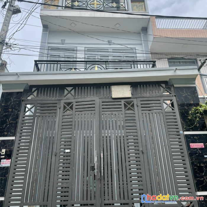 Bán gấp nhà đẹp mới xây tại huyện bình chánh, tphcm