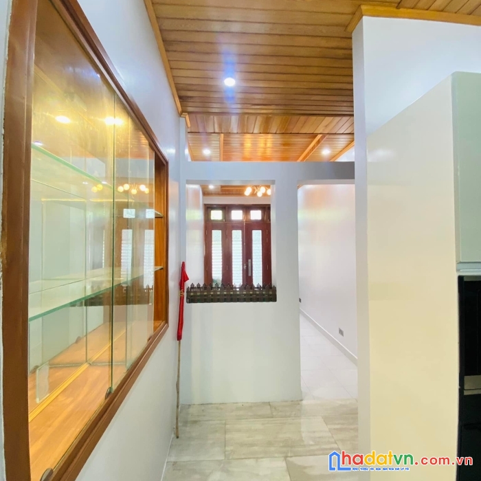 Bán nhà đức giang, long biên, hà nội 31m*4t, mt 3.7m giá 3 tỷ. ô tô đỗ cửa