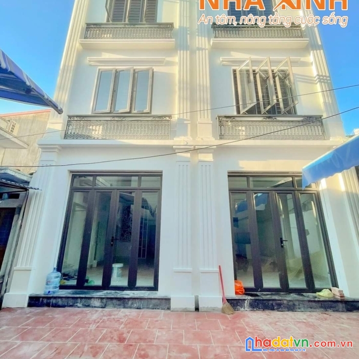 N504   cặp song sinh siêu đẹp tại phạm hữu điều, lê chân  đi 1 phút ra trường, ra chợ 
lh