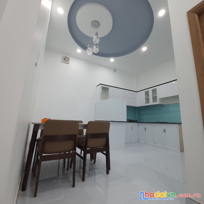 Hoàng hoa thám - hẻm xe tải – 93.5m2 bán 8.2 tỷ