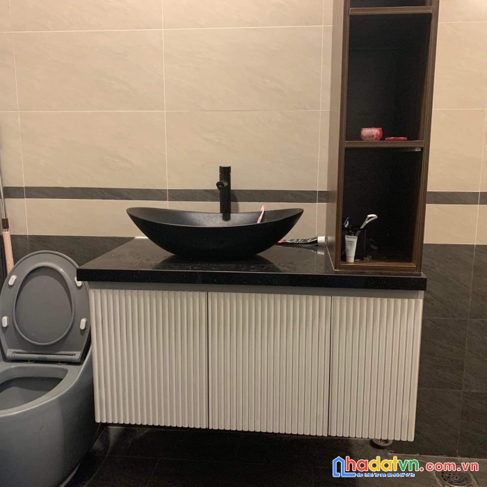 Bán gấp nhà mặt tiền đẳng cấp đô đốc long, 99m2  12x tỷ.