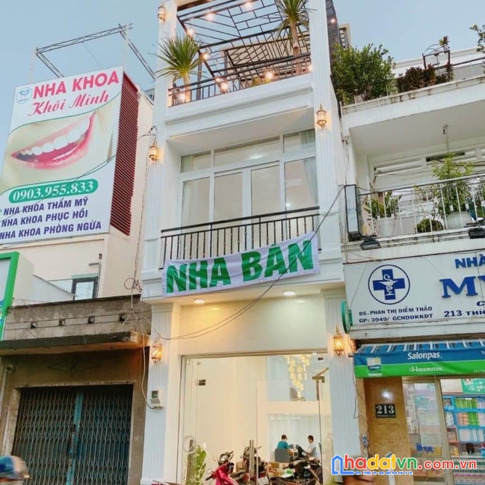 Mt 211 thích quảng đức, p.4, q.phú nhuận, 4x16m, trệt, 4 lầu, khai thác 50tr/tháng