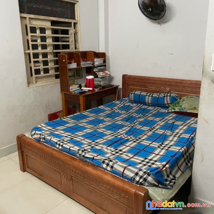 Nhà 3 lầu, hẻm 3m, hồ biểu chánh, chỉ 3.7 tỷ, 4 x 7m, phú nhuận