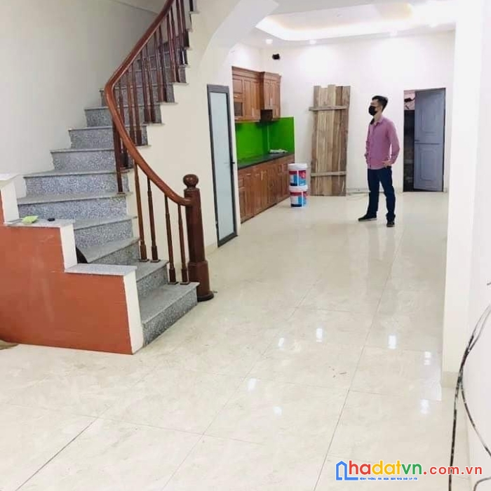 Bán nhà đẹp - cách ô tô tránh 20m, phố nguyễn chính.