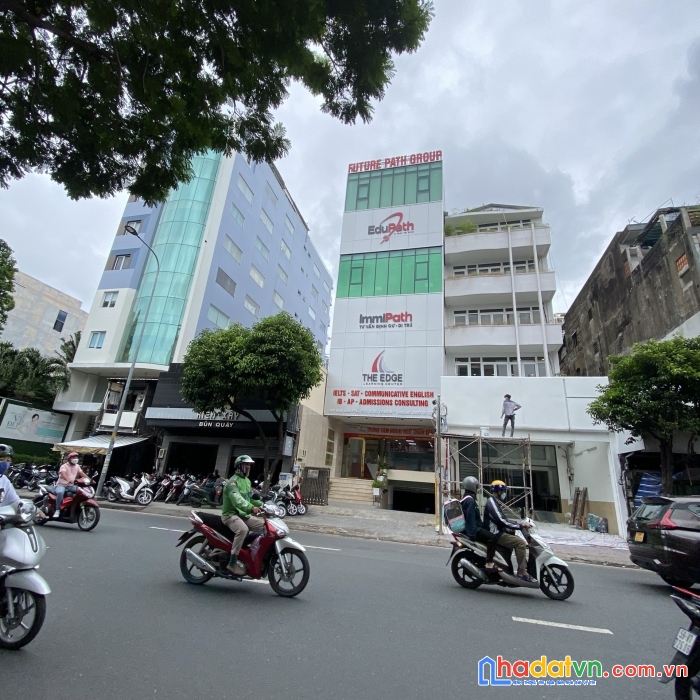 Mt 400 điện biên phủ ,p.11, q.10, dt: 6,6x24m, hầm, 7 tầng, hđ thuê 9000usd/tháng