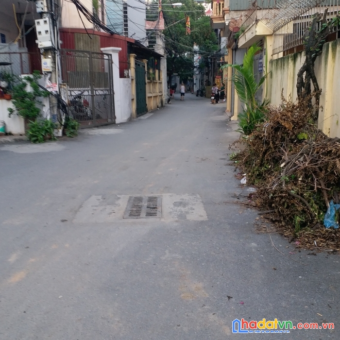 Nhà thanh bình-hà đông, dt 48m2, 4 tầng, mt4,6m, giá nhỉnh 3 tỷ. lh:0986353662