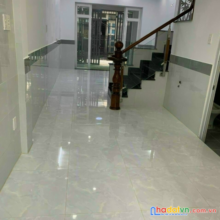 Nhà bán nơ trang long, 3.9 x 11.6m, 1 lầu 2pn, bình thạnh, 5.3 tỷ