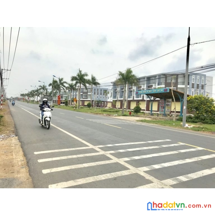 Chính chủ cần bán đất thổ cư ngay dân cư hiện hữu kcn long đức, giá rẻ 0932627439