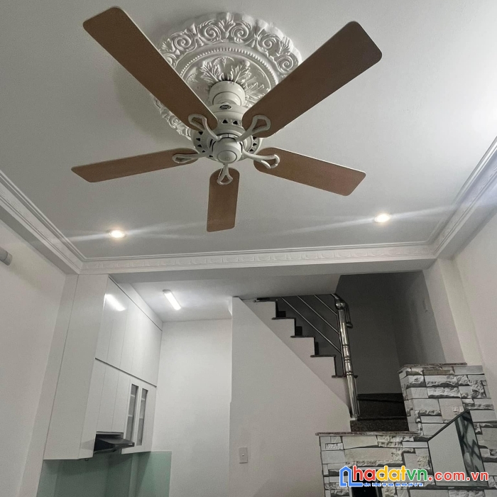 Bán gấp nhà xinh bùi thị xuân, tân bình, gần 100m2 nhỉnh 3 tỷ.