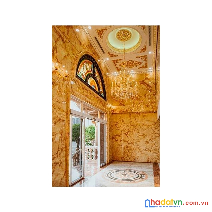 Nhà có 102,mt tp.thủ đức,dt:640m2,giá:400 tỷ.