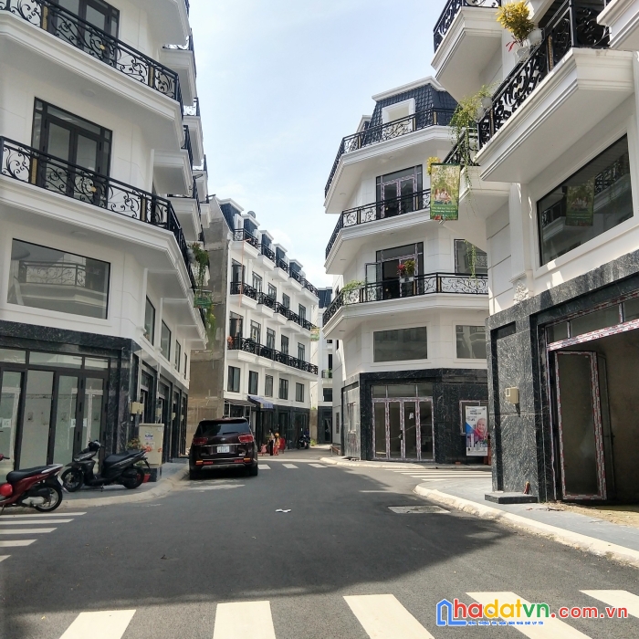 Bán nhà the sol residence quận 12 sổ hồng hoàn công đầy đủ