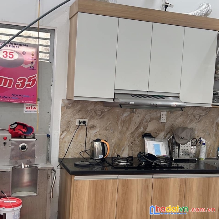 Bán nhà bằng liệt ( linh đàm ),hoàng mai,33m x 4t, mt 4m, 2,95 tỷ. gần ô tô - sát hồ