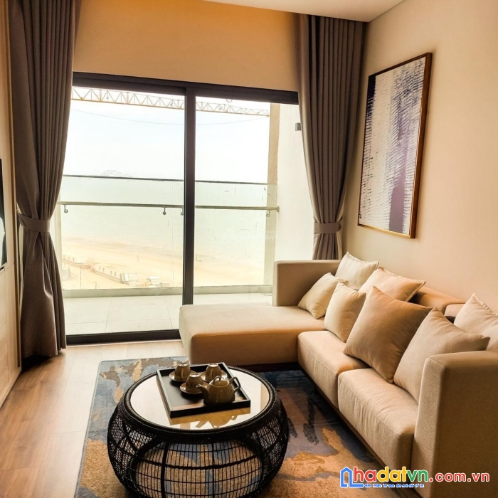 Chính chủ cần chuyển nhượng căn hộ khách sạn 5 sao sổ đỏ lâu dài sát biển hạ long