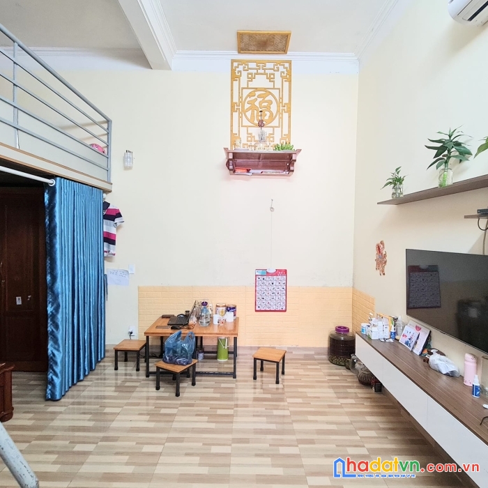 Cực hiếm, bán nhà mặt phố tả thanh oai, sổ nở hậu