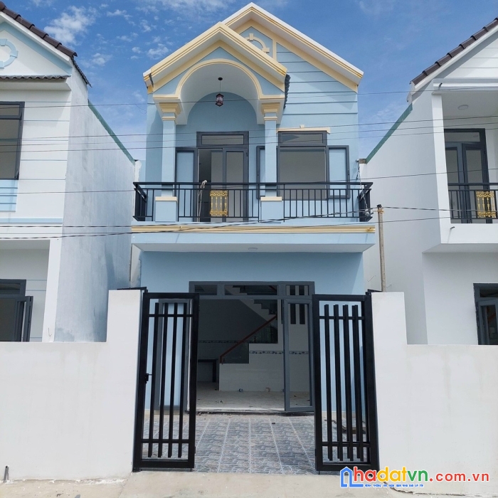 Bán nhà hoàn thiện – dọn vào ở ngay - sổ riêng thổ cư 100%