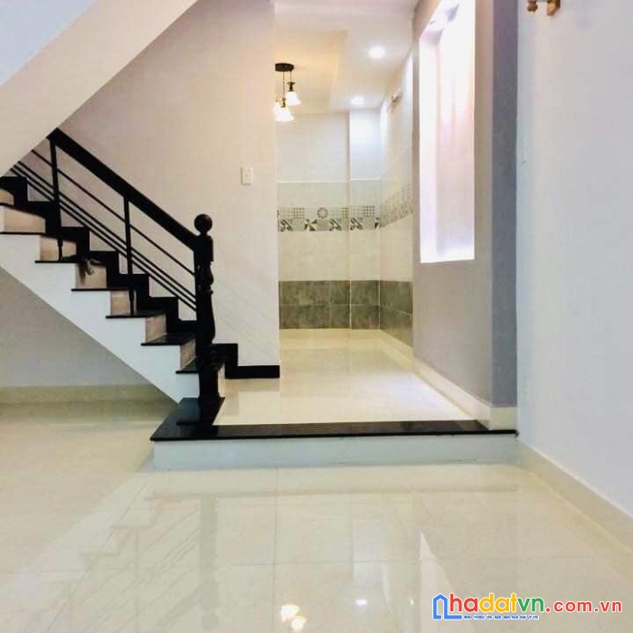 Nhà 49m2x2 tầng, 2 pn, nhà mới ở ngay, nơ trang long, p13, bình thạnh, 5.5 tỷ tl.