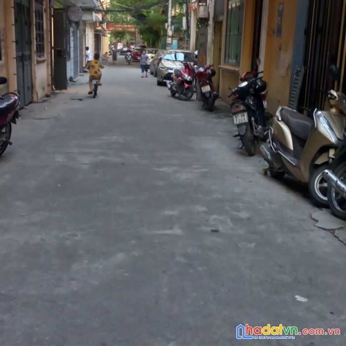 Mặt phố lương văn can,ô tô tránh,đừng đỗ,mặt tiền siêu khủng,kinh doanh bất chấp