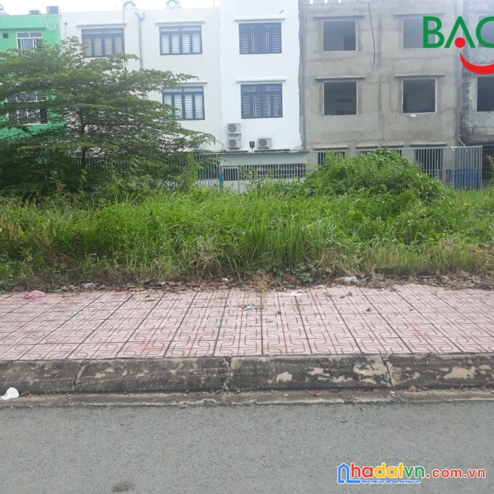 Đất đẹp 81m2 ngay song ngữ lạc hồng p.bửu long 100% thổ cư giá chỉ 3,2 tỷ