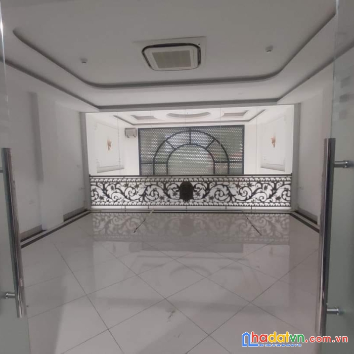 Nhà mặt phố võ văn dũng, đống đa, vỉa hẻ, kinh doanh đỉnh, 72m2, mt: 6m. giá 23.9 tỷ