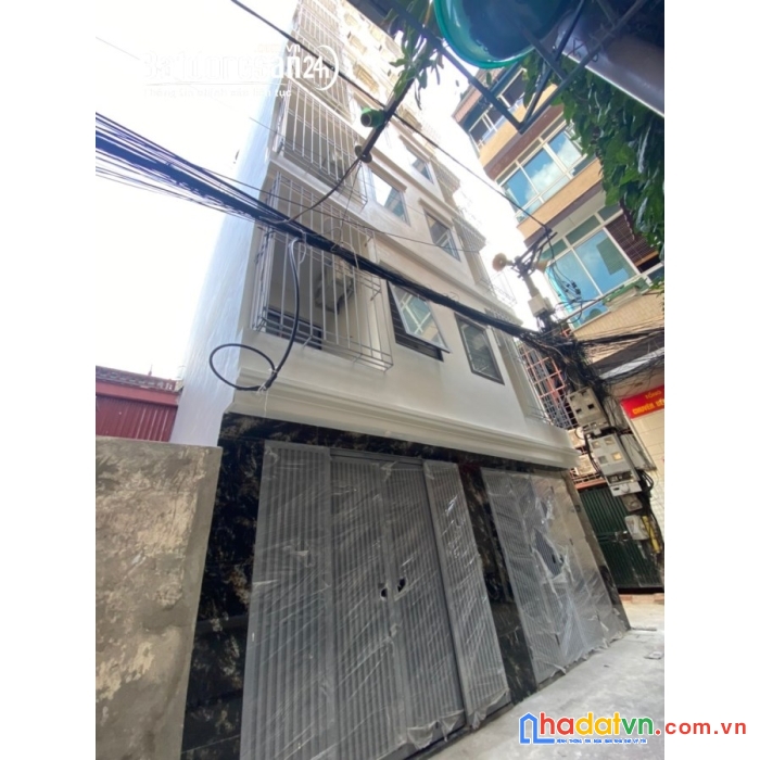 Cần cho thuê phòng trong ccmn số 37 ngõ 40 chính kinh nhân chính thanh xuân hà nôi