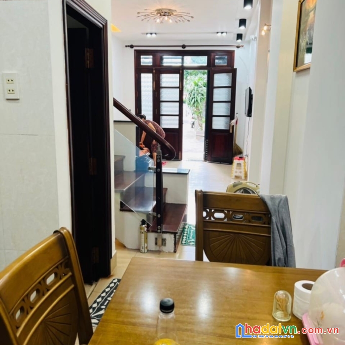 Nhà đẹp 3 tầng sát mặt tiền ngay chợ tân bình- tặng nội thất xịn sò gần ngã tư bảy hiền nhỉnh 6 tỷ