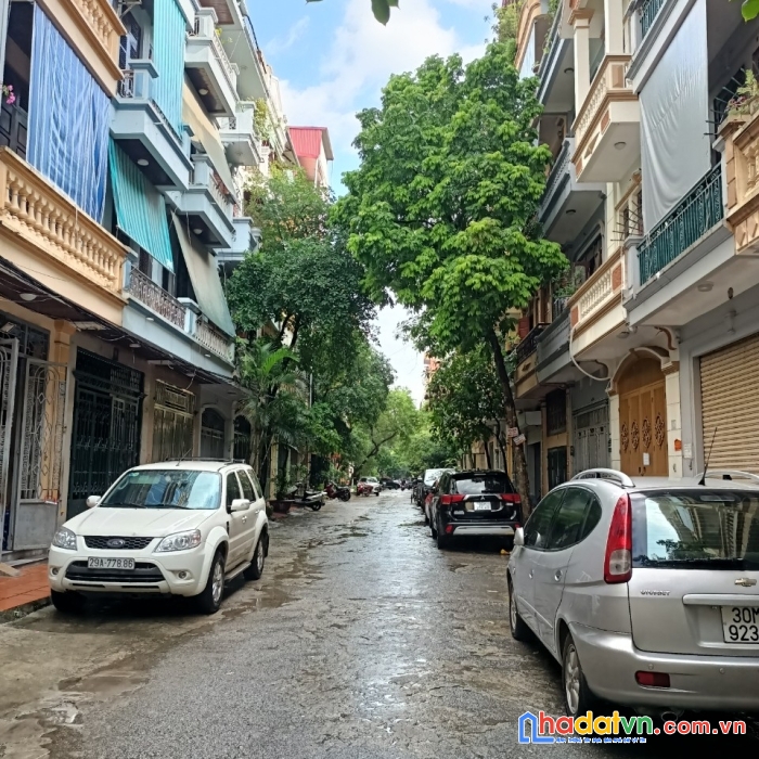 Cho thuê nhà b3 khu đô thị đại kim, hoàng mai, diện tích 70m2 nhà 4 tầng, giá 18tr/tháng