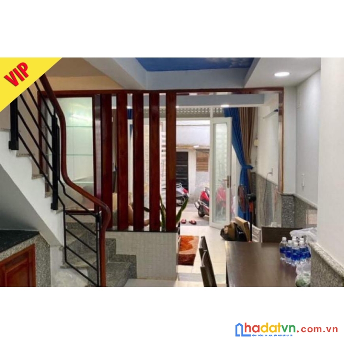 Chị 2 bán nhà lò gồm 4.1x10 hxh quận 6 giá rẻ chỉ 3.3 tỷ