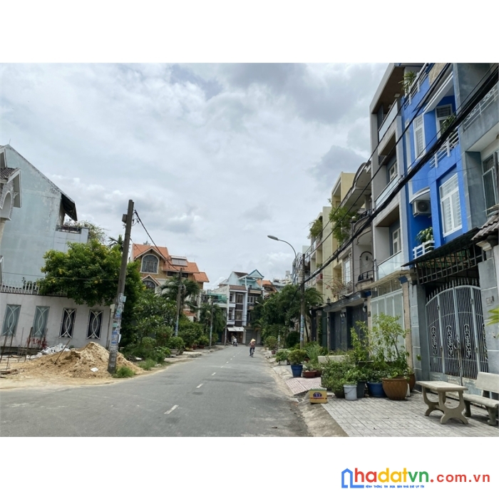 Chdv 24 phòng, đường số tên lửa, bình trị đông b, 250 triệu/tháng, 21 tỷ 9