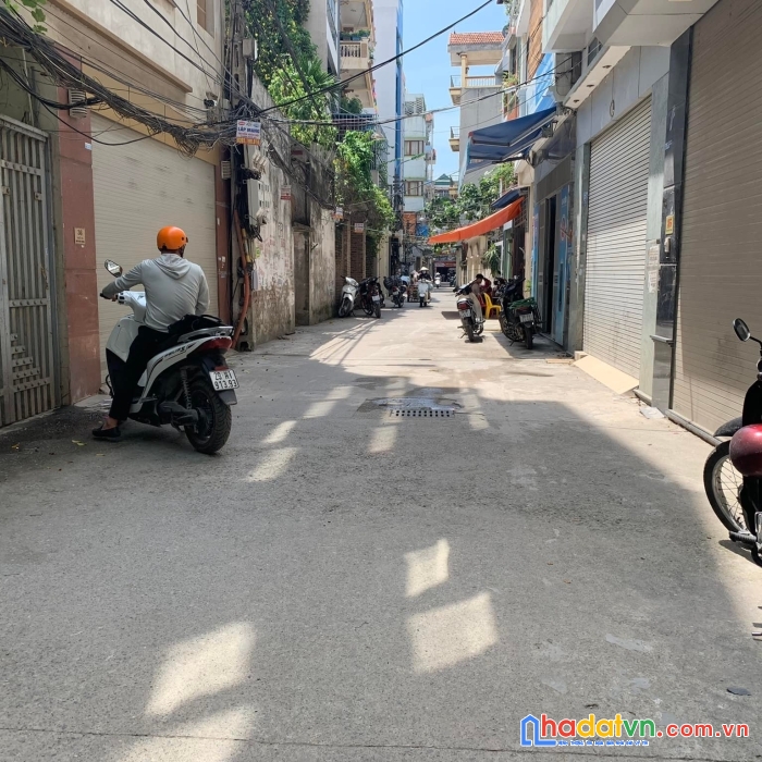 Kinh doanh, văn phòng, nhà đẹp, phố định công , hoàng mai, 35m x 5t, nhỉnh 5 tỷ