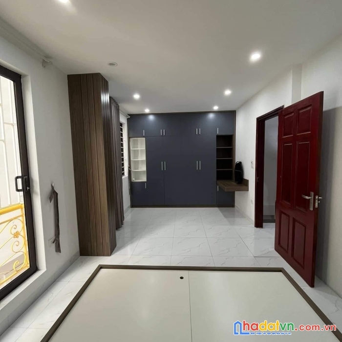 Cực hiếm bán nhà võ thị sáu, hai bà trưng, 25m2, mt 4m, nhỉnh 2 tỷ.