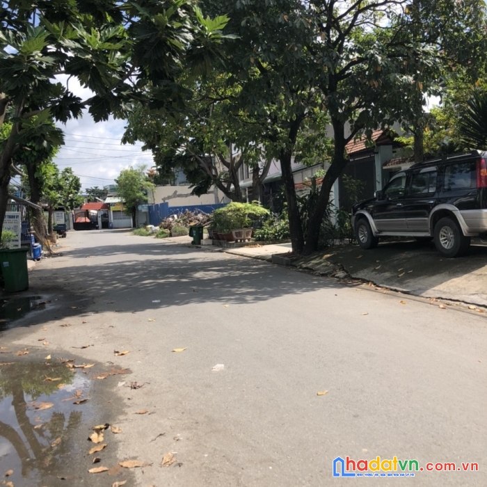 Bán nhà khu vip gần coopmart bình triệu, đường số 10, hiệp bình chánh, 240m2 giá 18 tỷ.