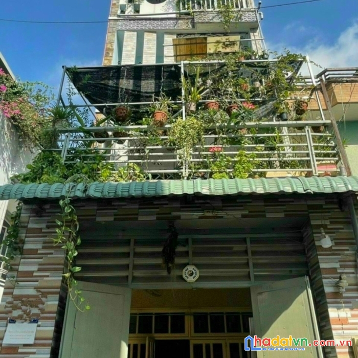 Vị trí sẹc 5m, cách mạng tháng tám, 4 x 14m, chỉ 8.4 tỷ, tân bình