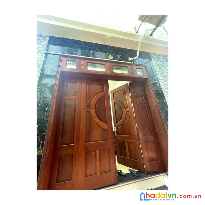 Nhà gia thụy, long biên 50m2, ngõ thông, ôtô , nhà đẹp đủ nội thất, ở ngay
