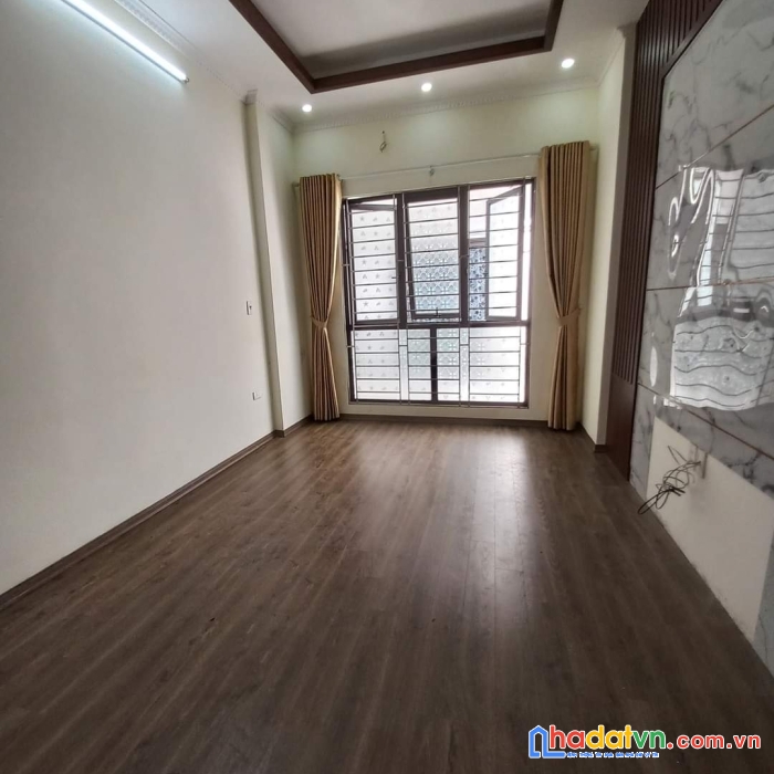 Nhà ỷ la dương nội 36m x 4t, giá nhỉnh 3  tỷ. lh: 0986353662