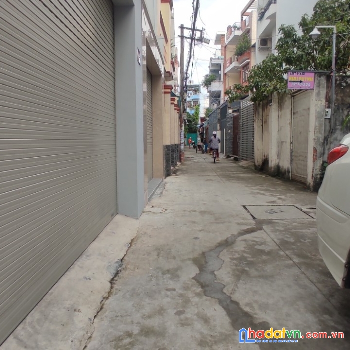 Cần bán gấp - nhà 2 mặt hẻm - xe hơi ngủ trong nhà - hẻm 1 trục thẳng đ. đặng thùy trâm bình thạnh