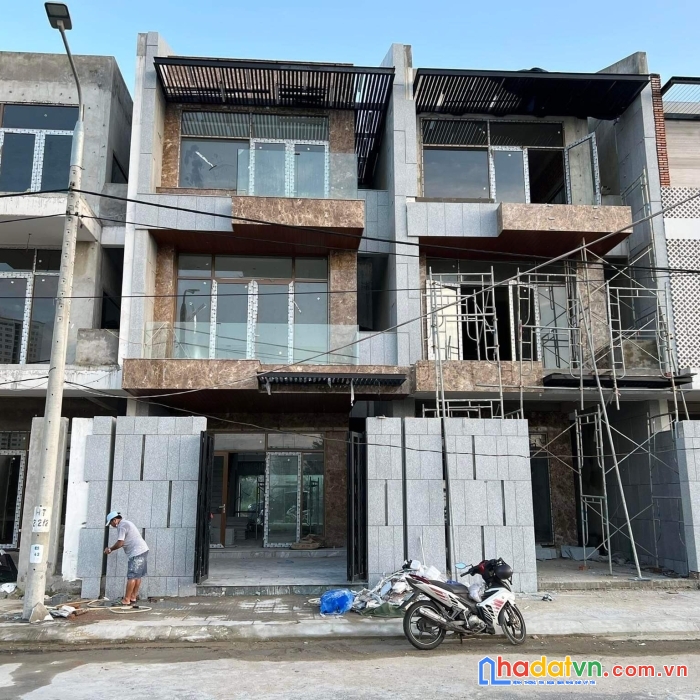 Cần bán căn biệt thự shophouse 2 mt cực đẹp đường trương quốc dụng