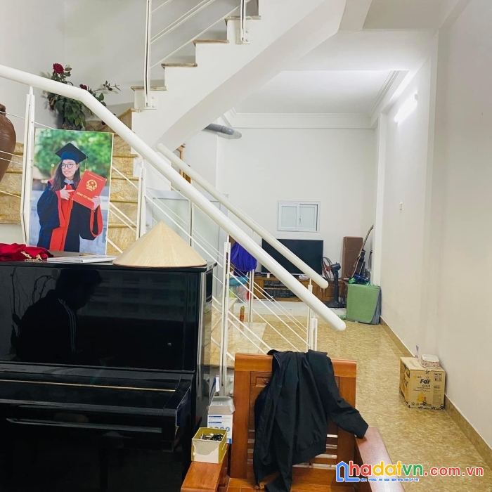 Bán nhà vĩnh hưng, hoàng mai, 40m2 giá chỉ 3 tỷ